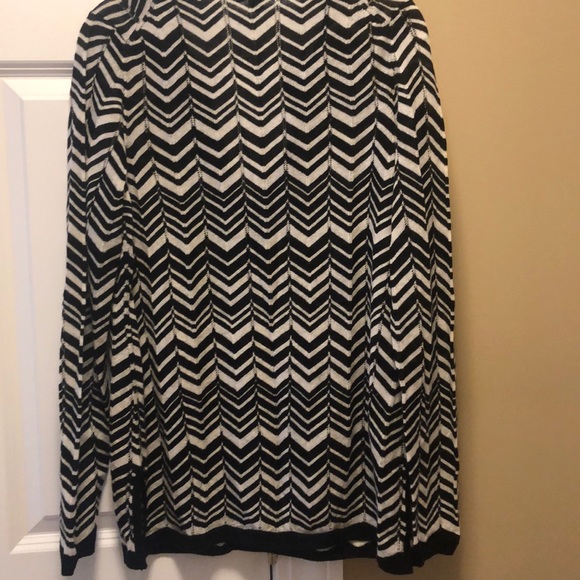 Great Ann Taylor Sweater - Picture 6 of 7